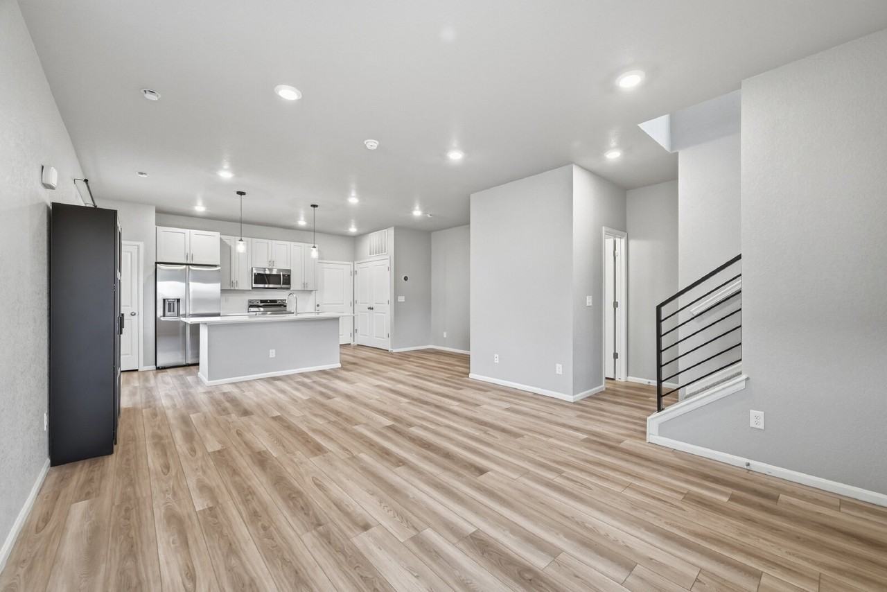 5764 Dakan Loop - Photo 4 of 38