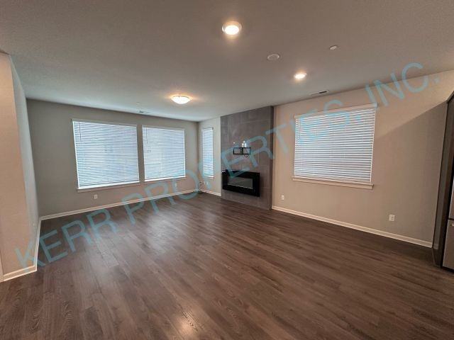16772 Se Fox Glen Ct - Photo 2 of 20