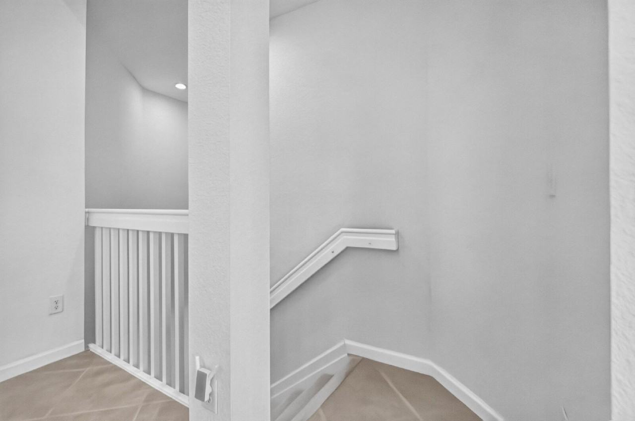 3199 Laurel Ridge Cir - Photo 5 of 50