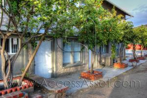 featured image of 242 N Chestnut St