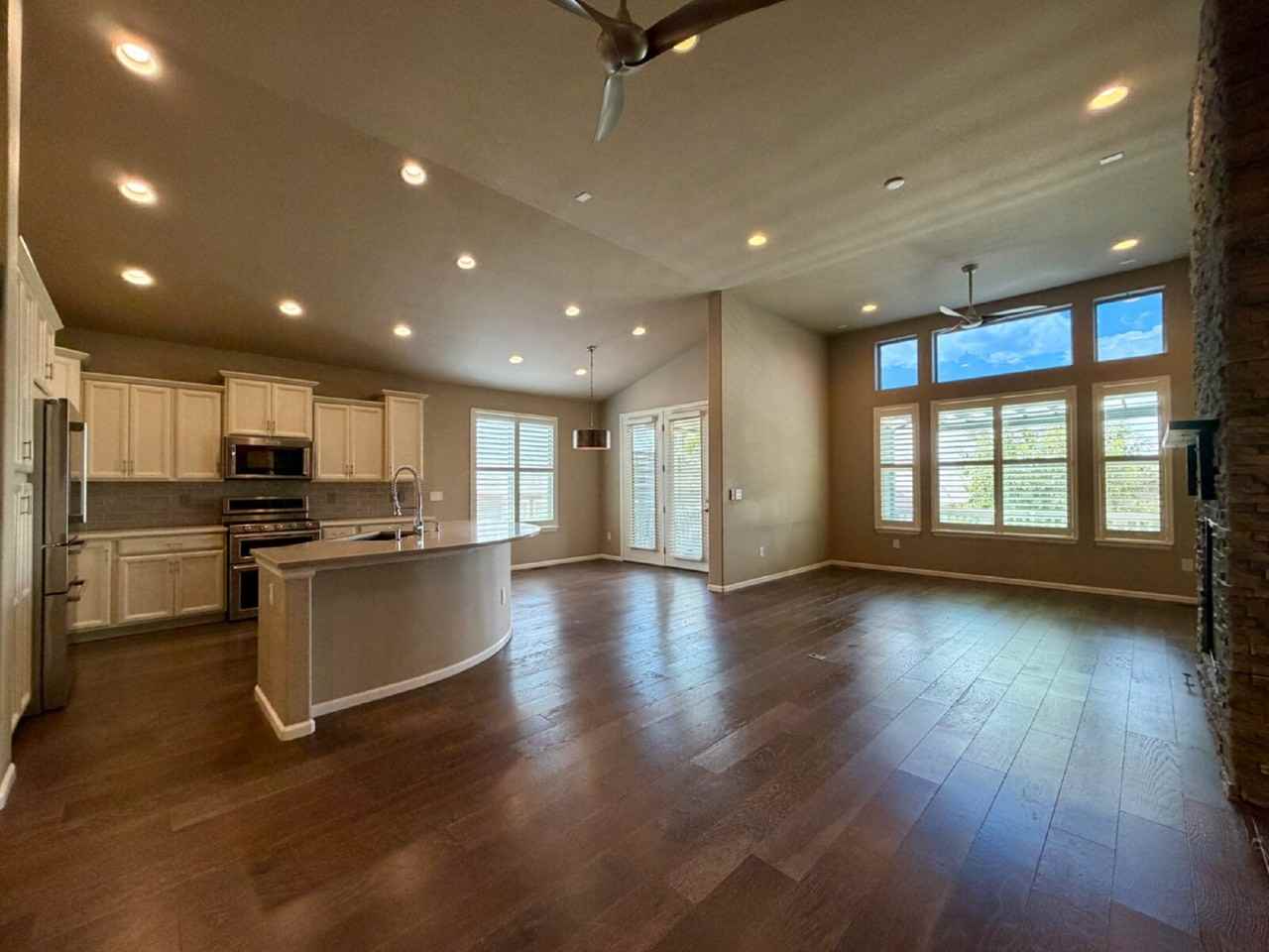 16948 W 86th Ave - Photo 2 of 31