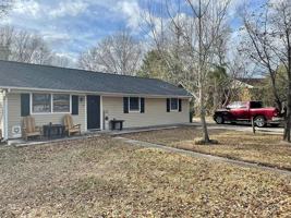 featured image of 1252 Hastings Dr