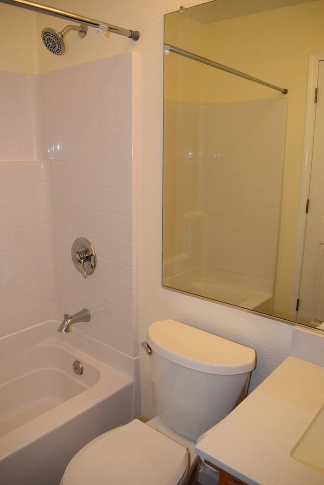 7445 Masters St - Photo 3 of 17