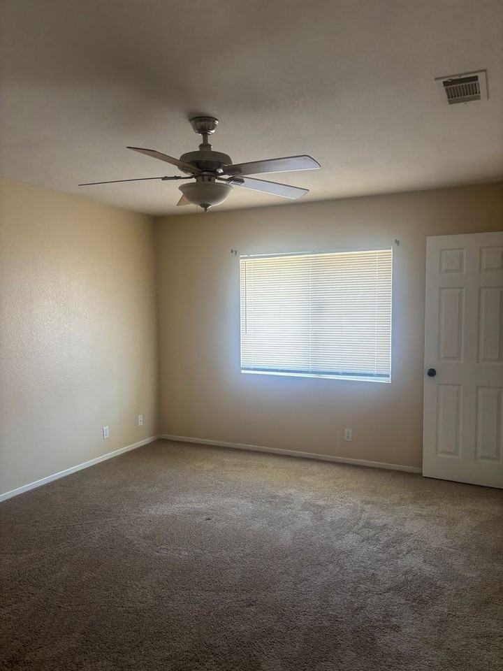 21141 Wisteria St - Photo 6 of 15