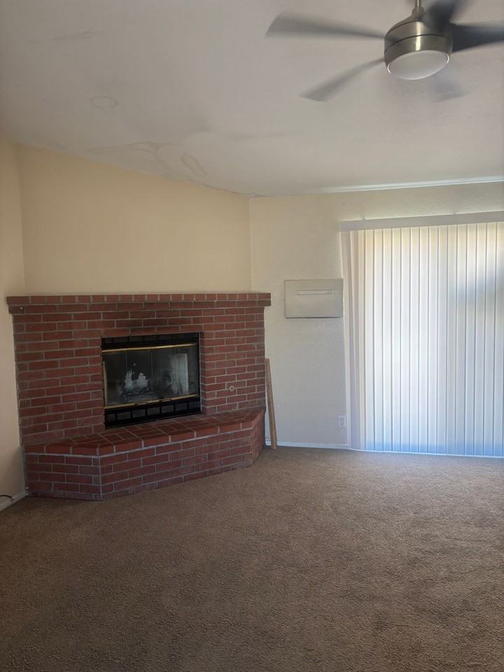 21141 Wisteria St - Photo 7 of 15
