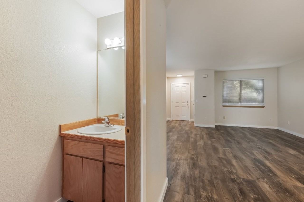 4019 E 2nd Ave #B - Photo 5 of 21