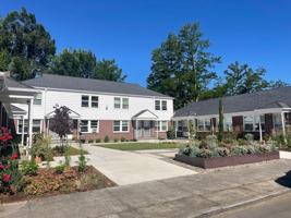 featured image of 425 Se 32nd Ave