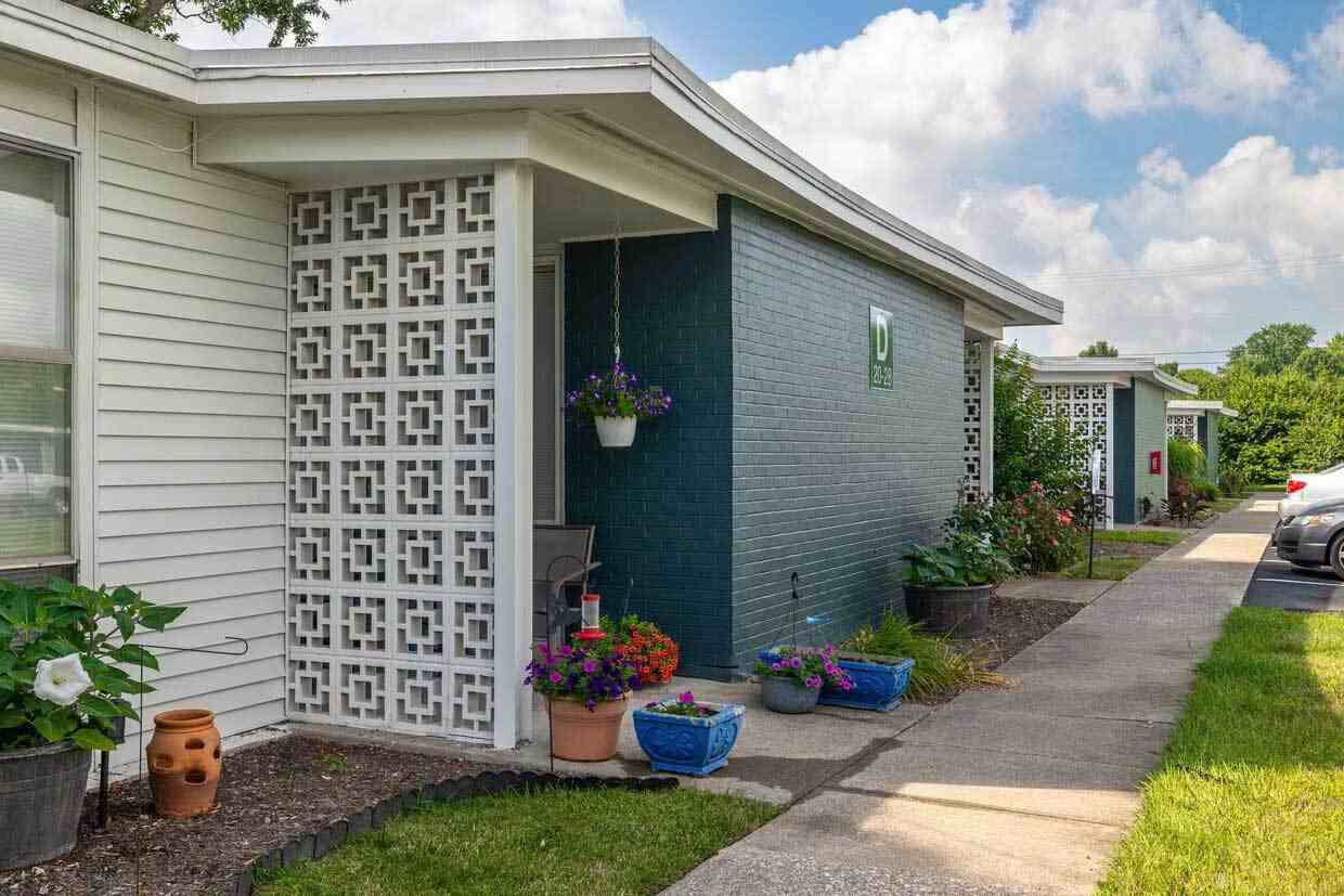 Prime at Gardenside - Photo 7 of 38