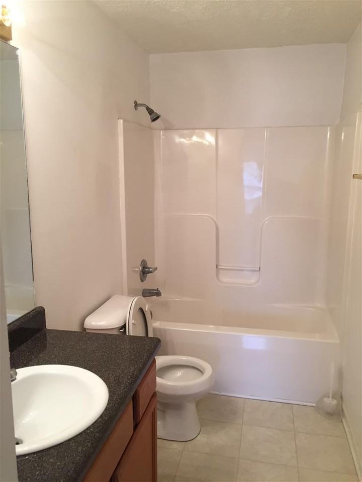 327 Stewarts Landing Cir - Photo 7 of 9