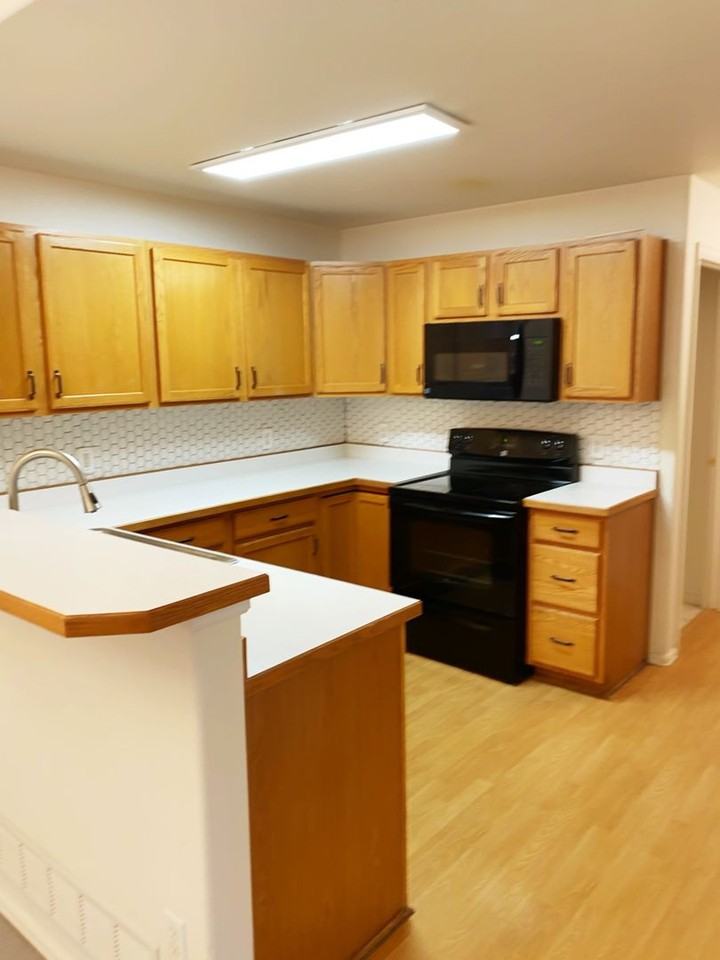 3911 Christy Hts - Photo 2 of 13