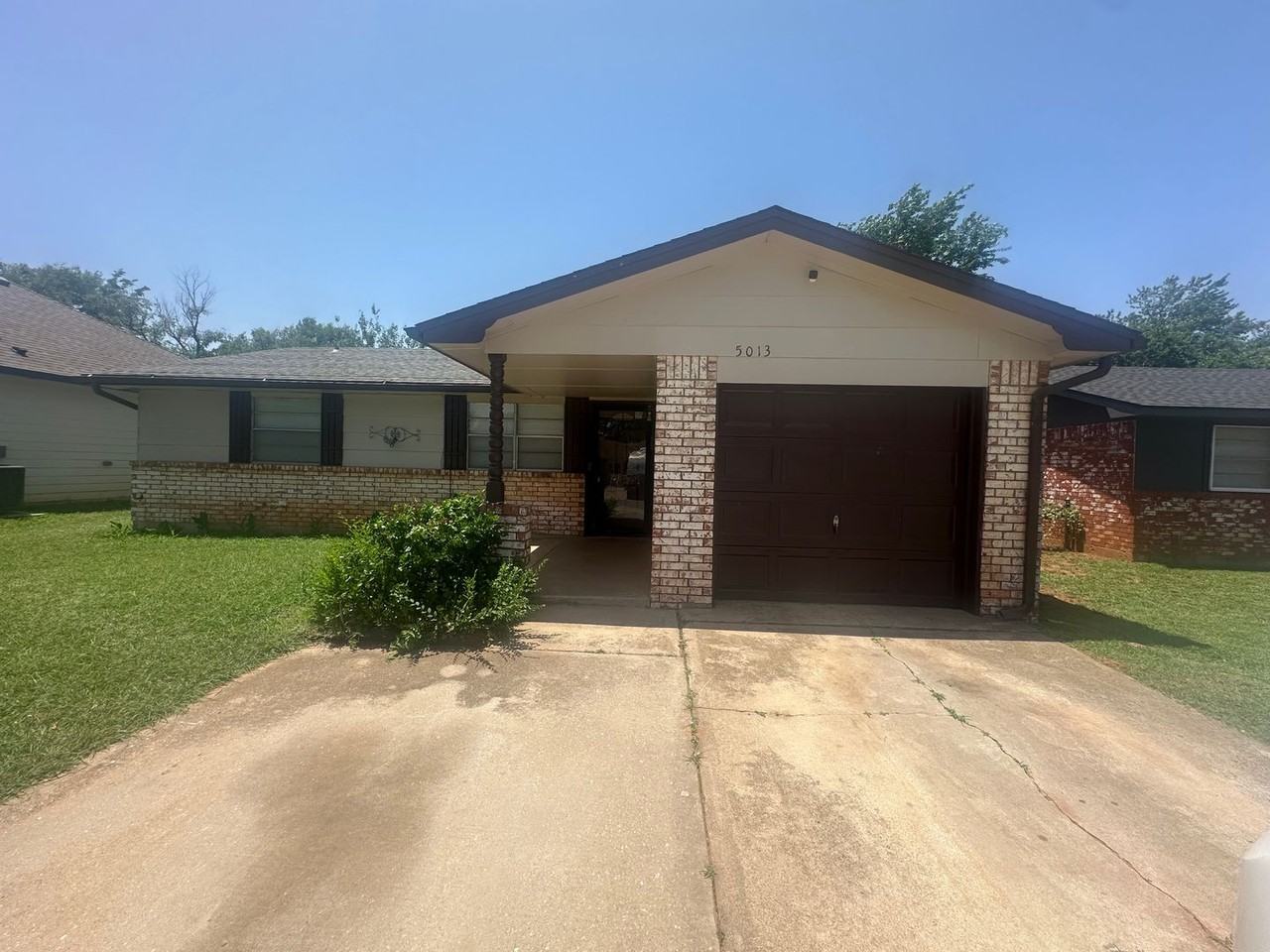 5013 S Dimple Dr - Photo 2 of 50