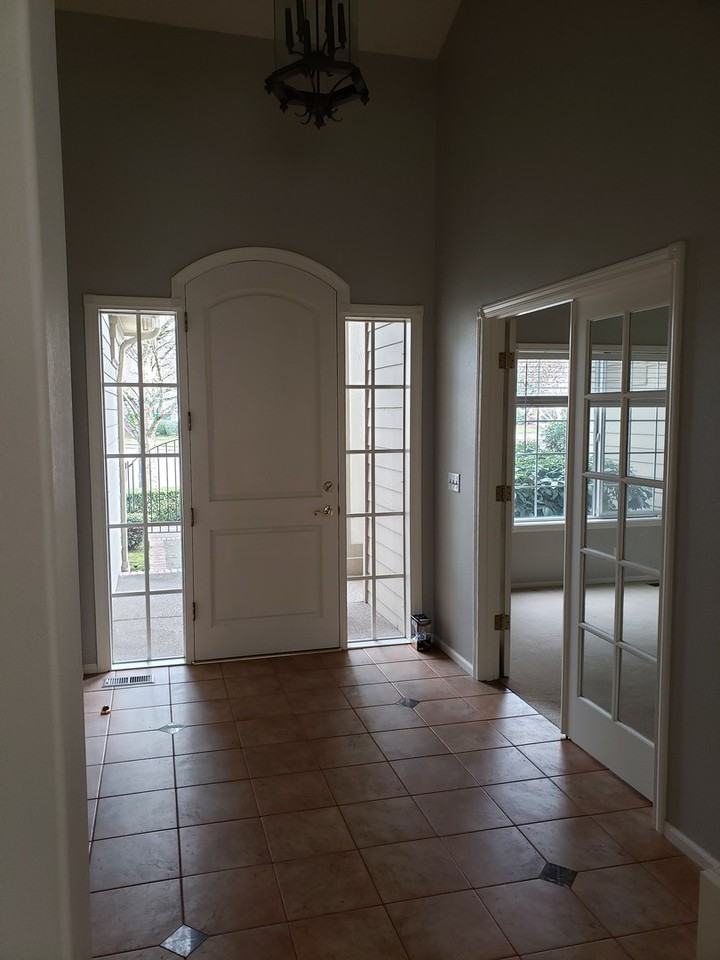 1570 Kingston Way - Photo 5 of 14