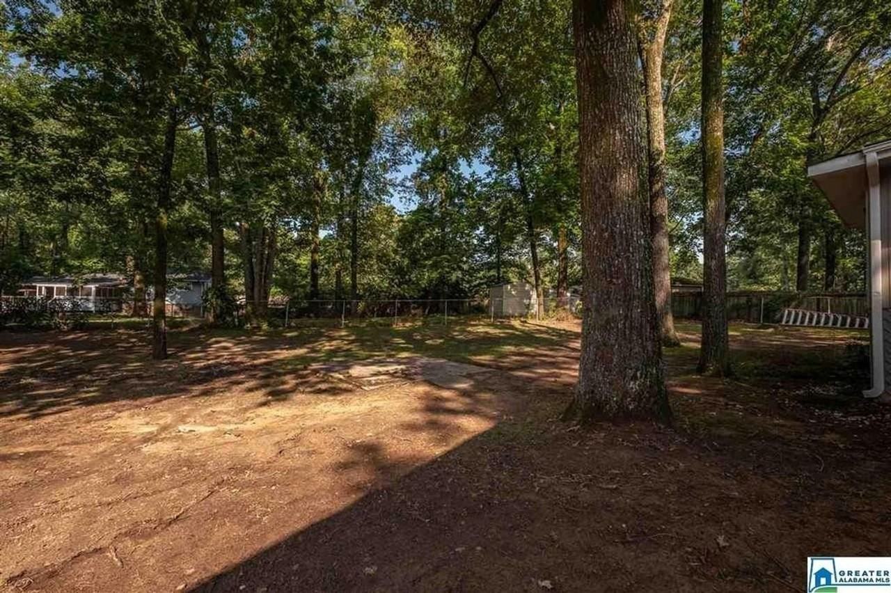 1908 Hickory Ln - Photo 3 of 34