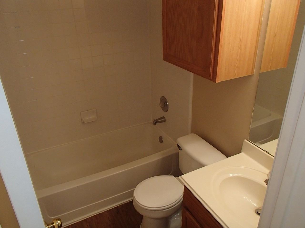 208 Juniper Dr - Photo 6 of 17