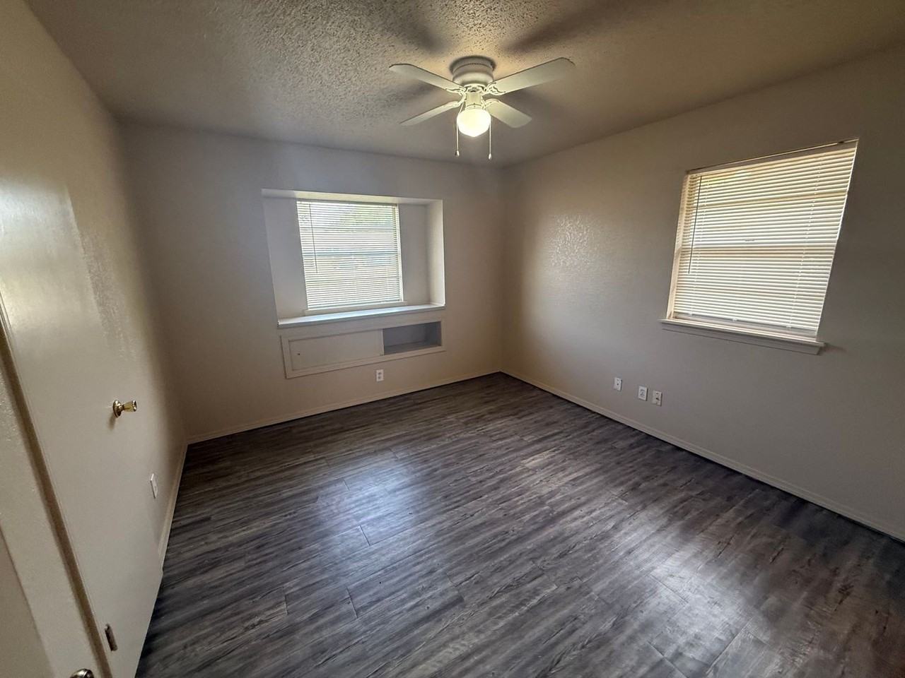 108 Sw 10th St - Photo 3 of 12