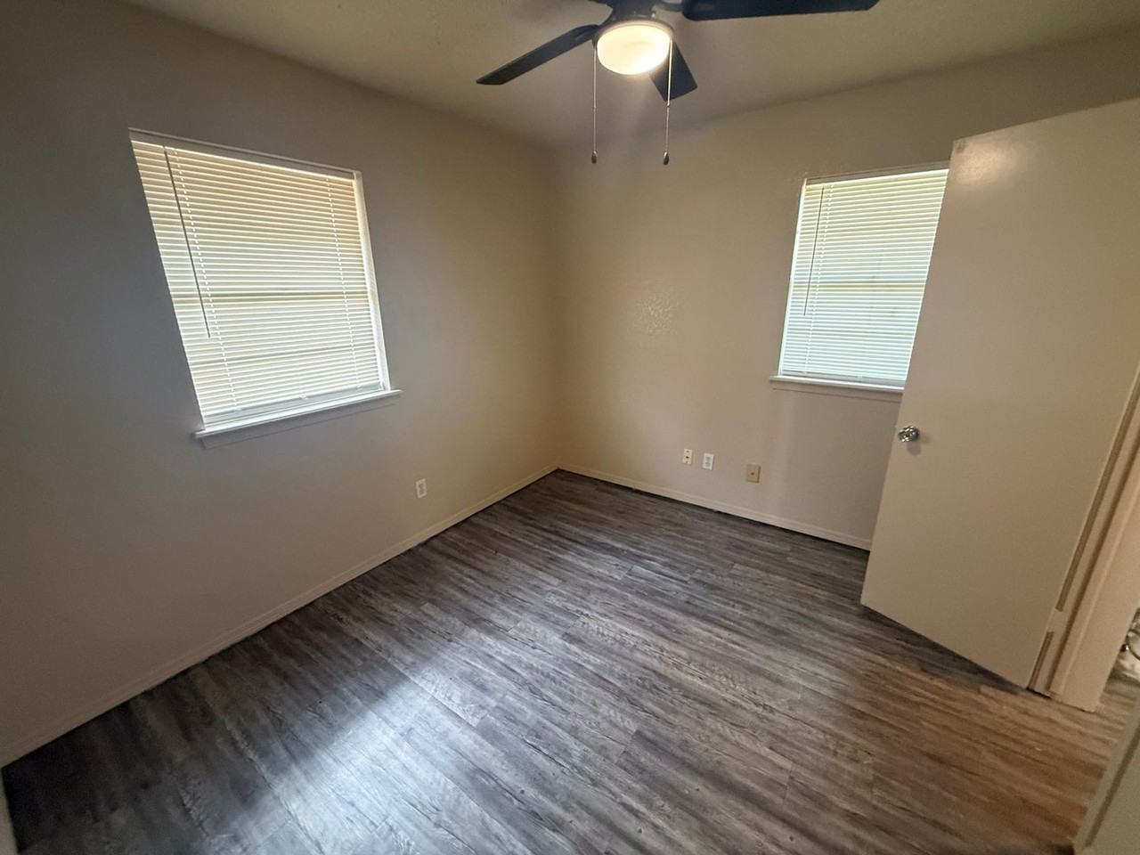 108 Sw 10th St - Photo 6 of 12