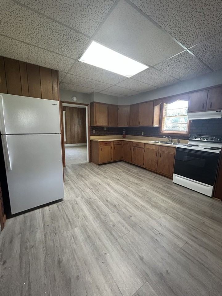 2811 N Michigan St - Photo 3 of 13