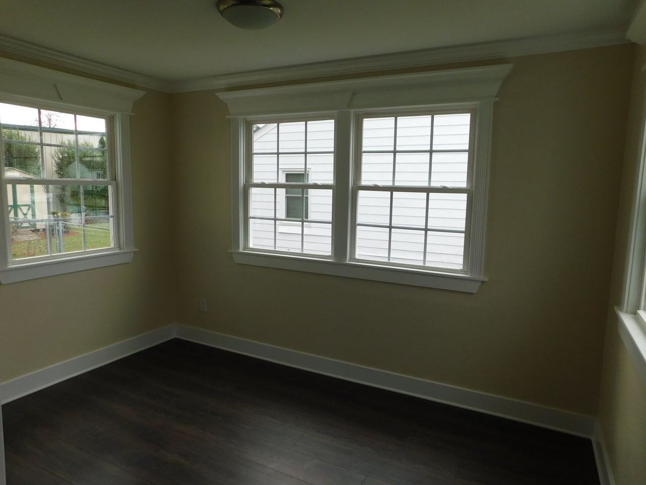108 S Griffin St - Photo 4 of 17