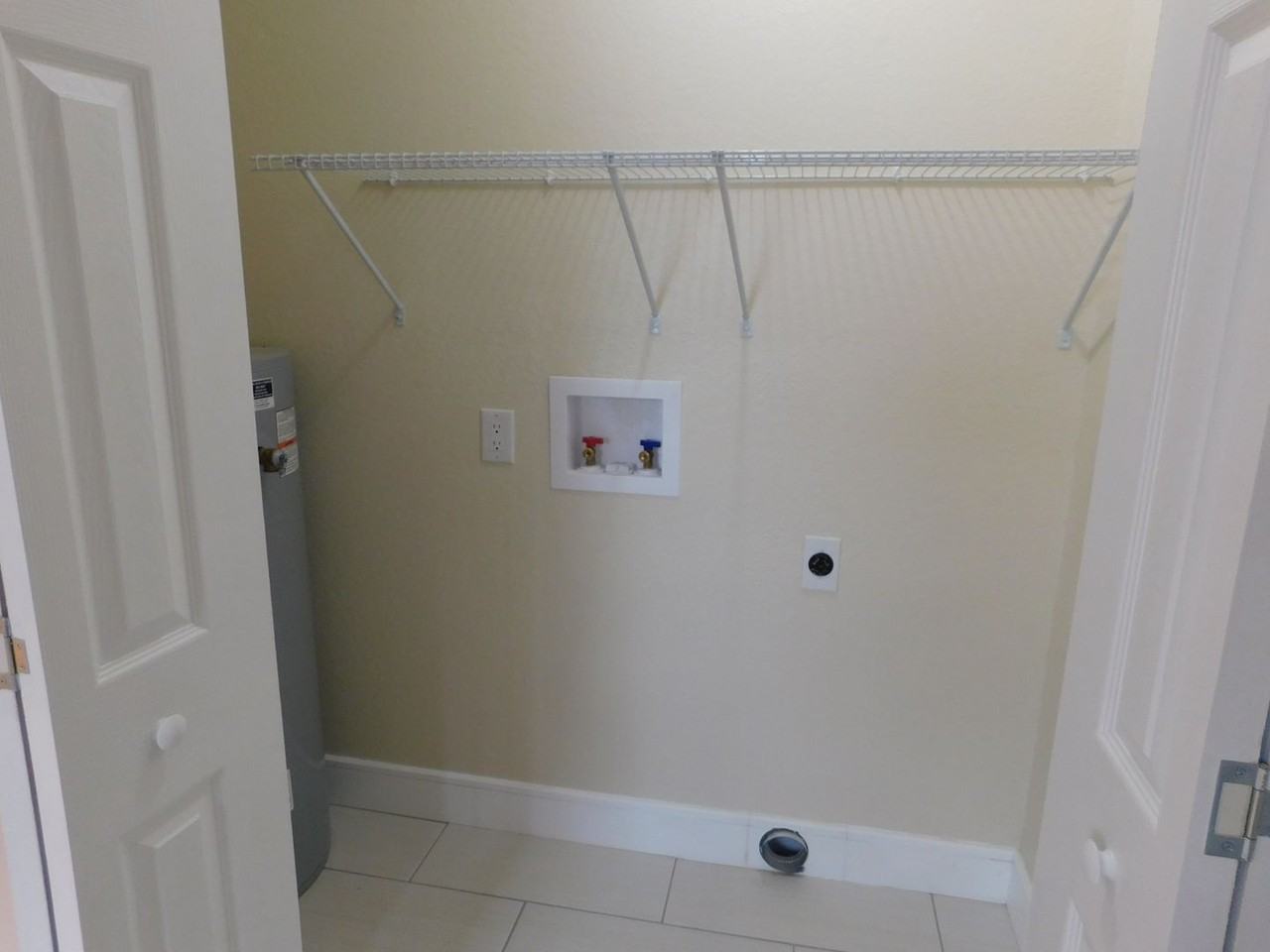 108 S Griffin St - Photo 7 of 17