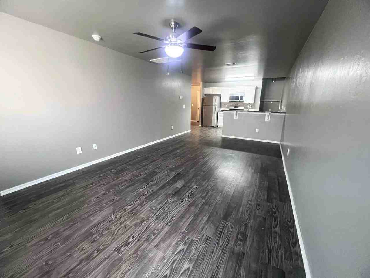 2165 Buena Vida Ln - Photo 3 of 17