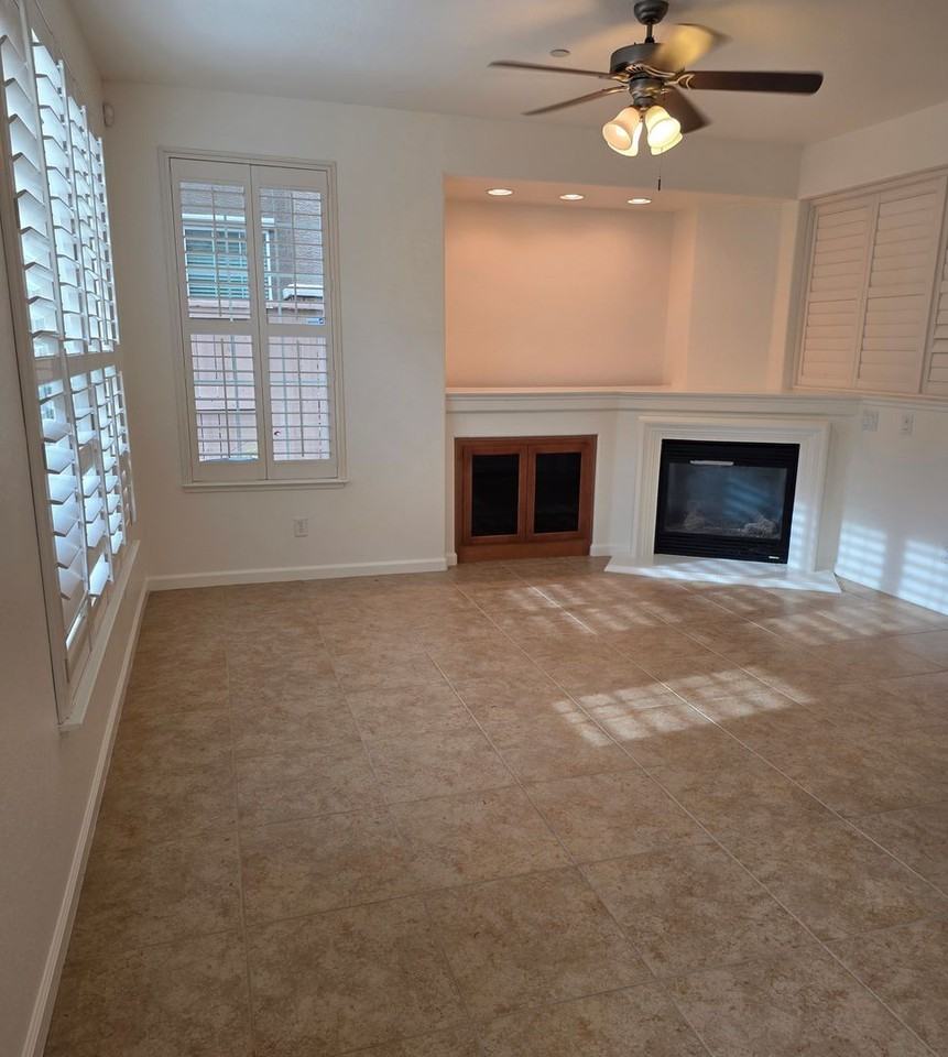 1815 Wind Ranch Rd #B - Photo 4 of 30