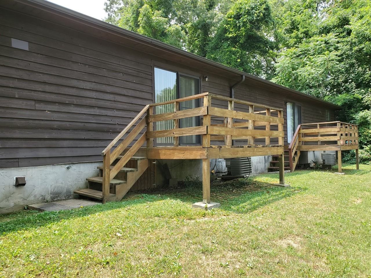 1715 Tuckaleechee Pike - Photo 2 of 12