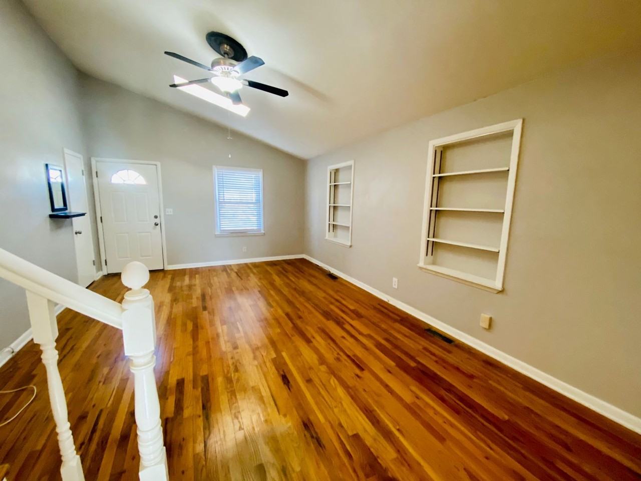11821 W 67th St - Photo 5 of 31