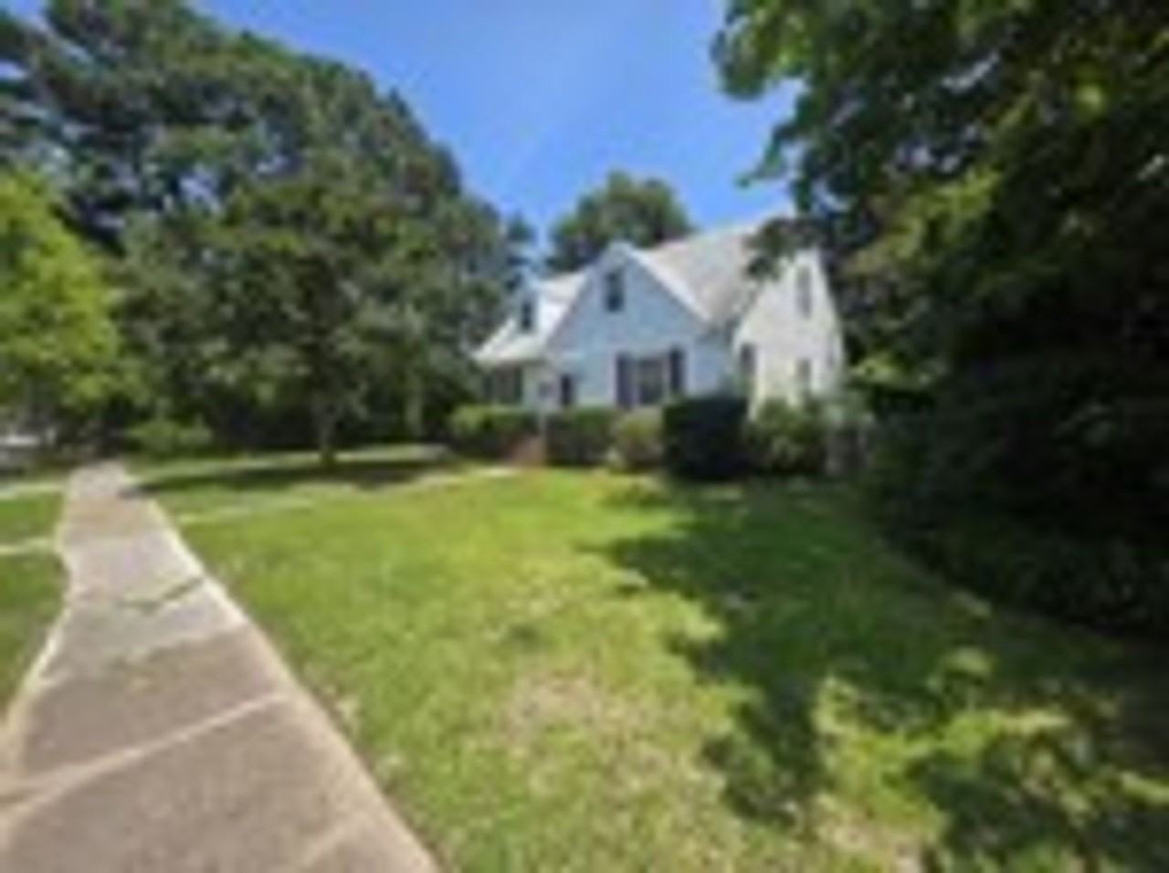 5440 Argall Cres - Photo 3 of 5