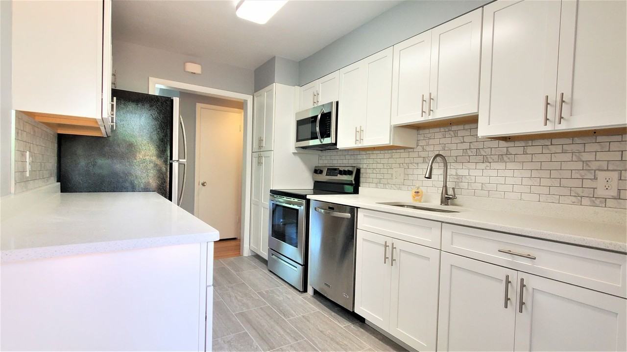 5611 Alta Vista Rd - Photo 3 of 28