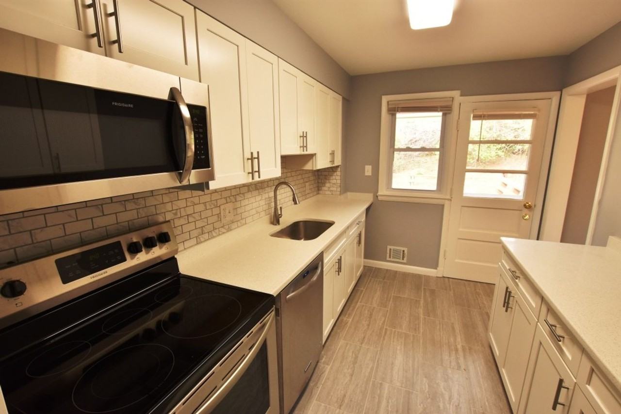 5611 Alta Vista Rd - Photo 5 of 28