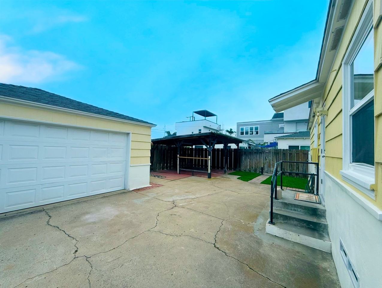4756 Cape May Ave - Photo 5 of 20