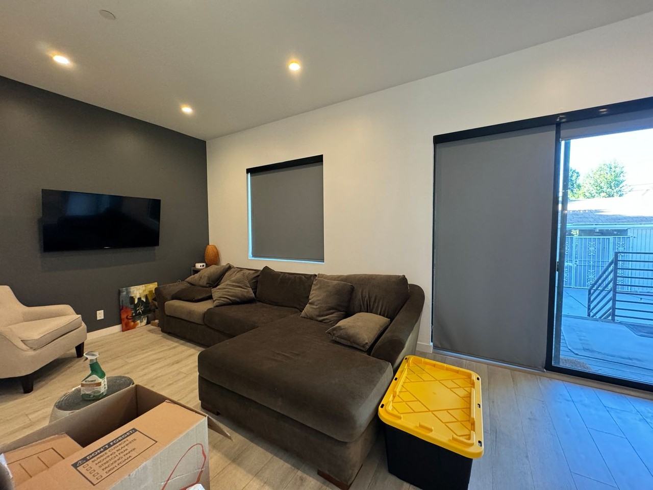 143 N Ardmore Ave - Photo 6 of 23