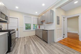 40 Brackett St - Photo 1 of 1