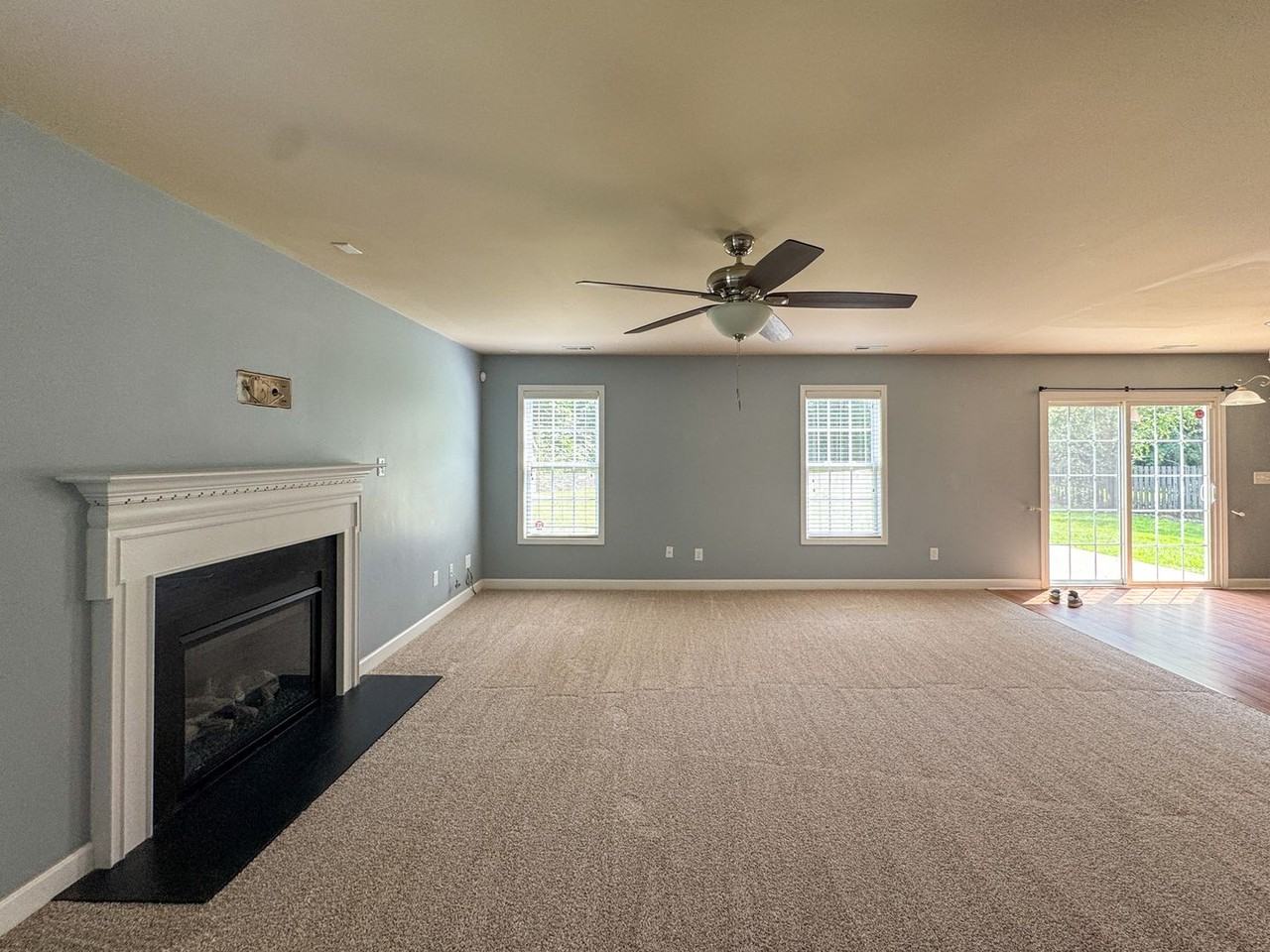 1424 Saint Johns Loop - Photo 5 of 26