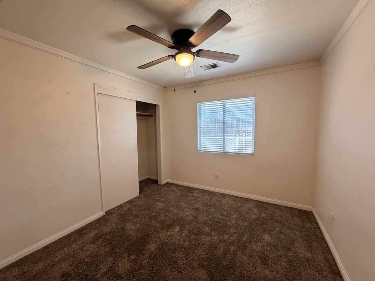4315 Range Dr - Photo 6 of 7