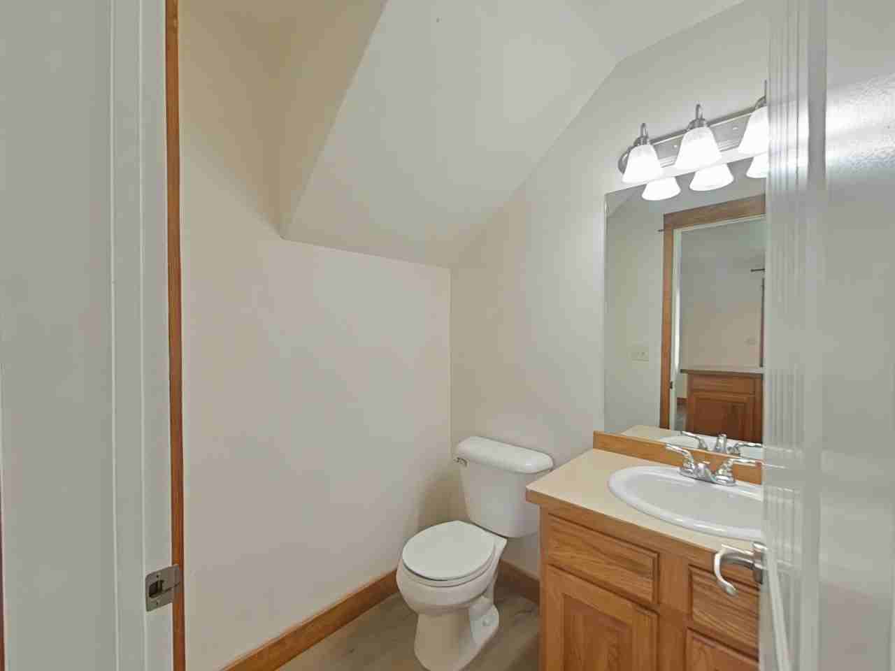 5471 Glenellen Dr #4 - Photo 6 of 33