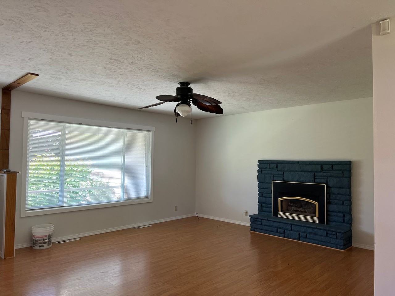 770 W Highland Ave - Photo 6 of 25