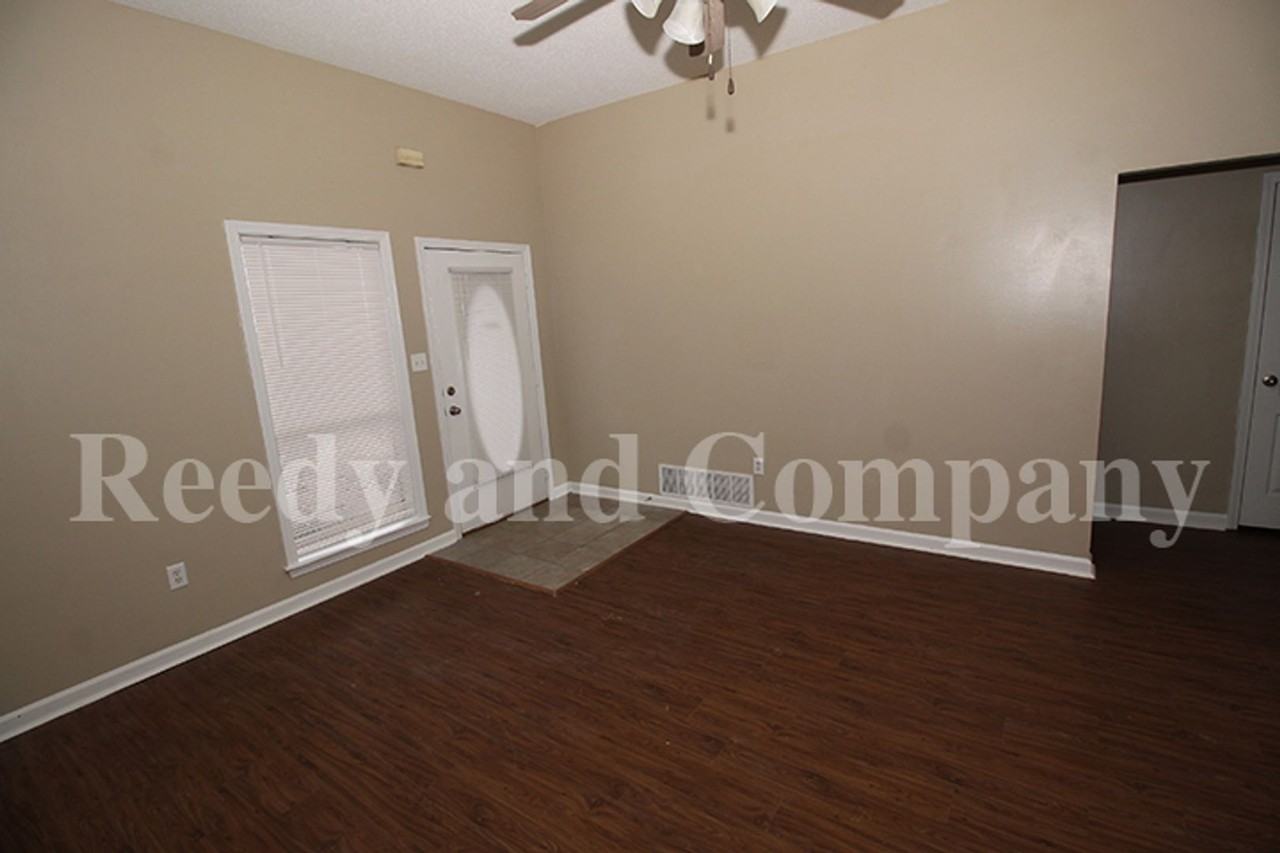 6077 Wills Way Cir S - Photo 5 of 22