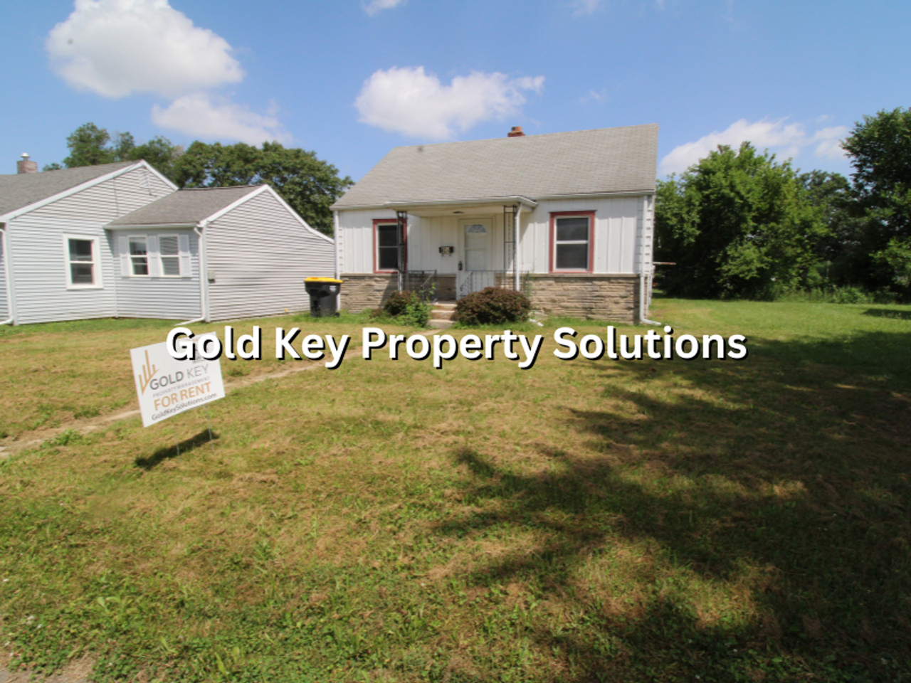 424 E 37th St - Photo 2 of 19