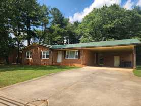 1020 N Center St - Photo 1 of 1
