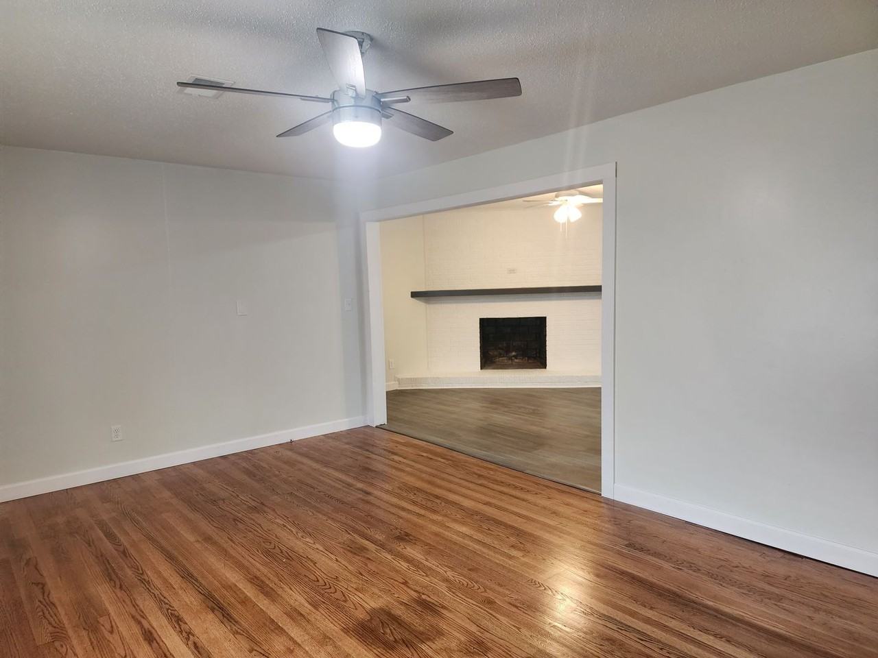 1020 N Center St - Photo 3 of 18