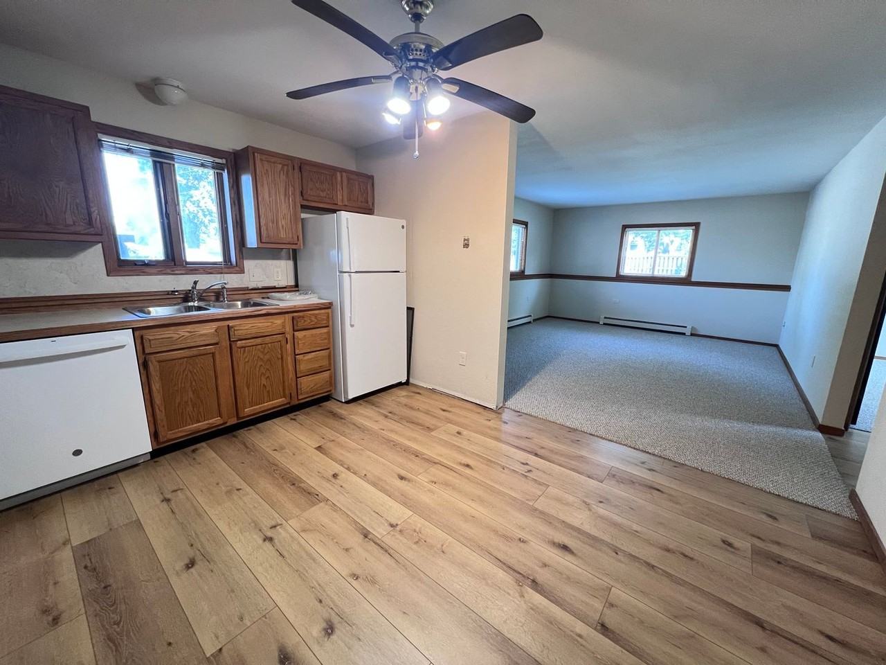 8421 Woodhaven Dr Sw #1A - Photo 3 of 12