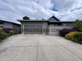985 Lorella Ave - Photo 1 of 1