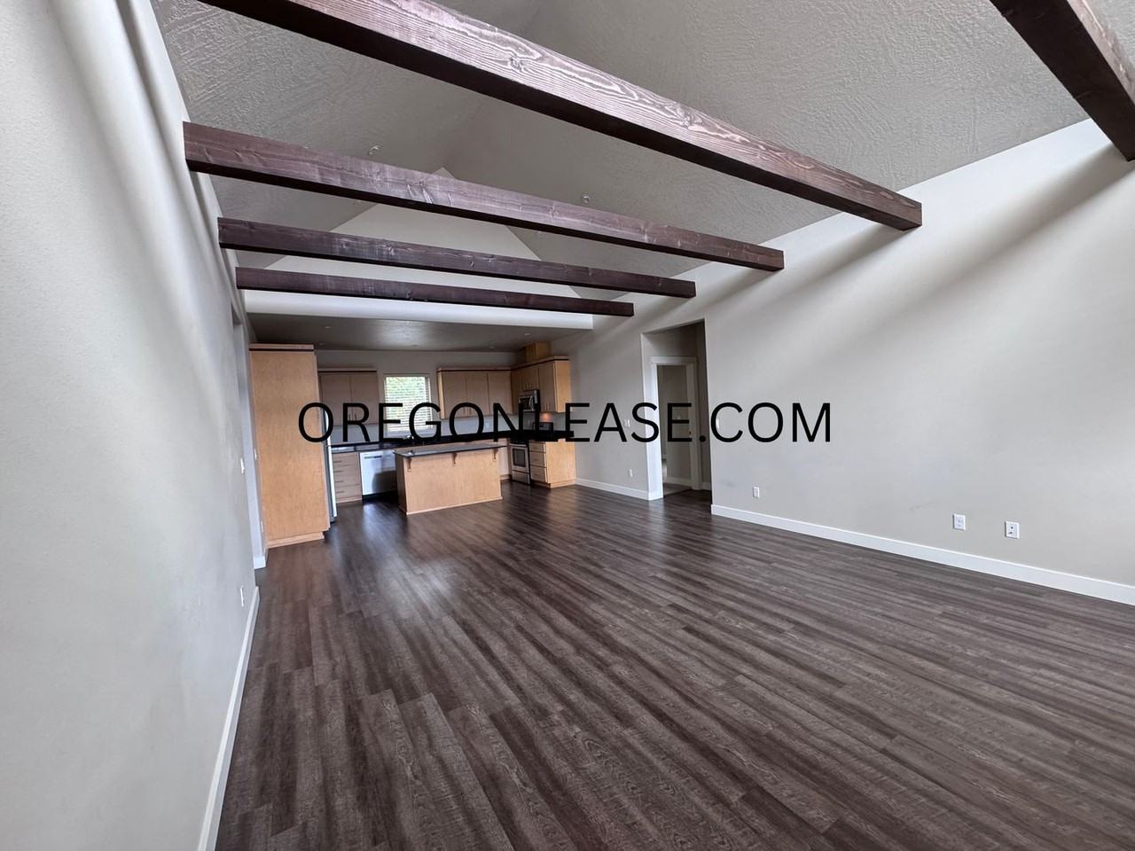 985 Lorella Ave - Photo 4 of 17