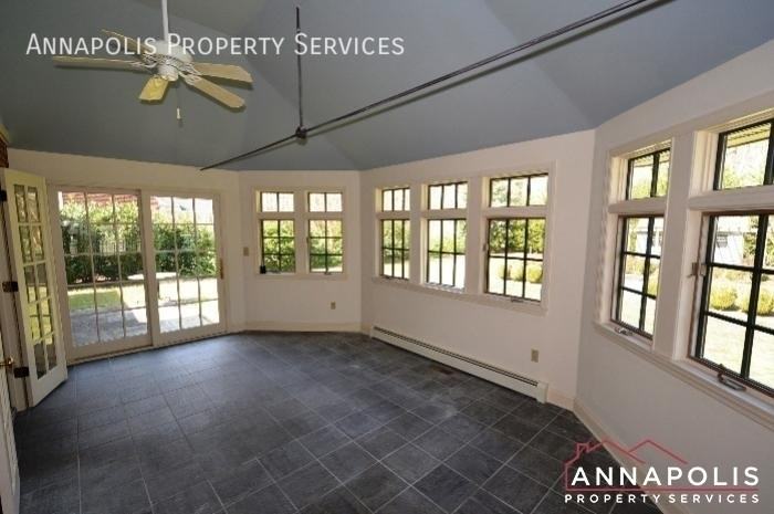 208 Avondale Cir - Photo 7 of 50