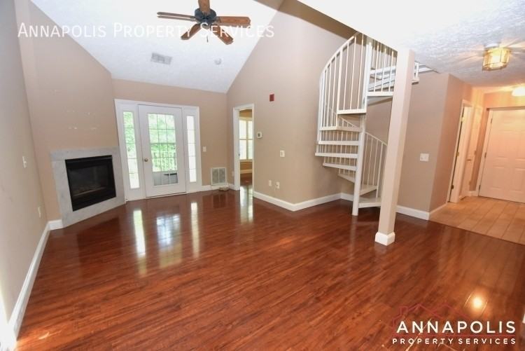 2052 Quaker Way #13 - Photo 6 of 21
