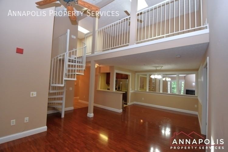 2052 Quaker Way #13 - Photo 7 of 21
