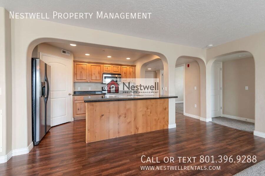 11782 S Currant Dr #103 - Photo 3 of 23