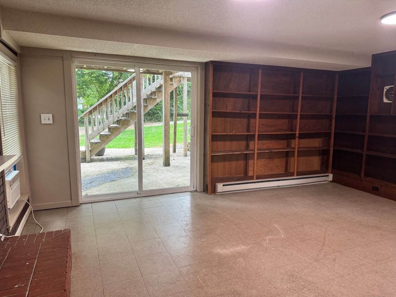 744 Crescent Dr #4 - Photo 2 of 16