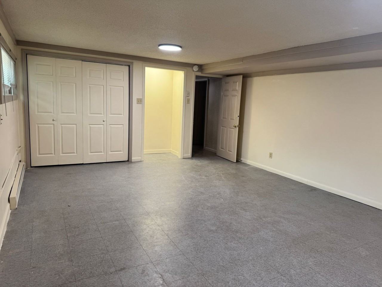 744 Crescent Dr #4 - Photo 3 of 16